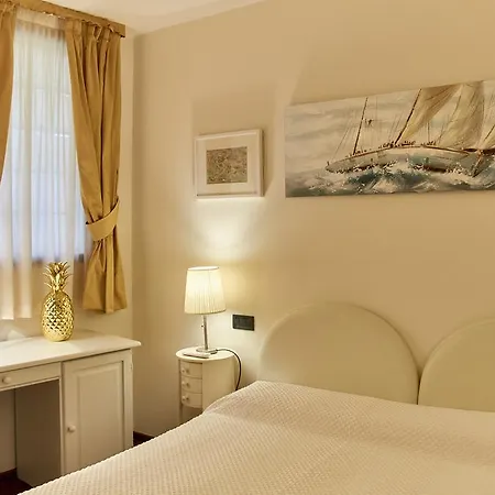 Maison Juliette Bed & Breakfast 4*